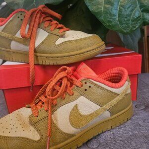 NIKE Dunks